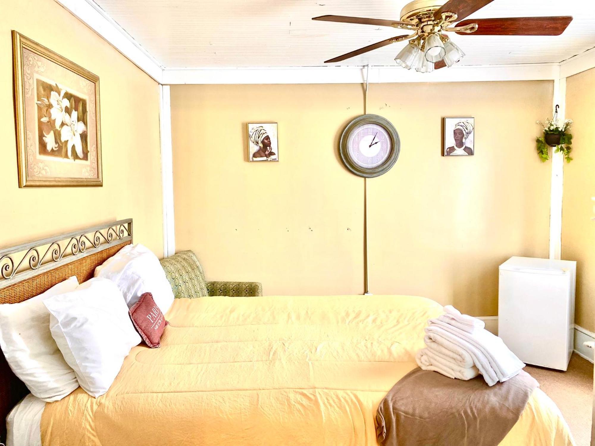 Bella'S Boutique Hotel Hemingway Екстериор снимка