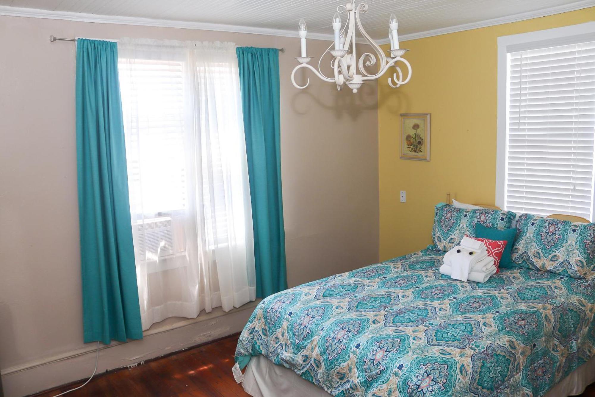 Bella'S Boutique Hotel Hemingway Екстериор снимка
